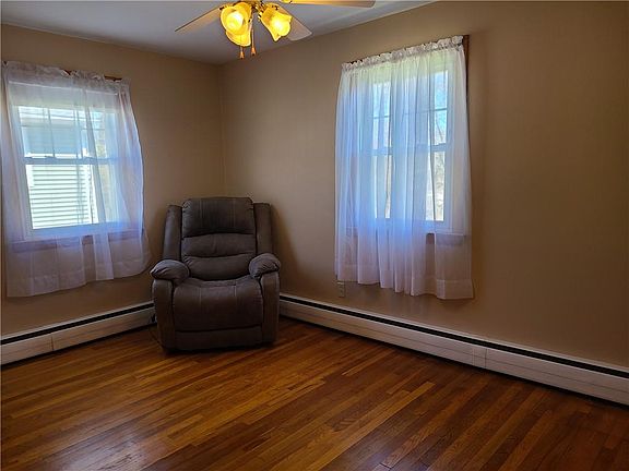 4th image of 1281 Douglas Ave