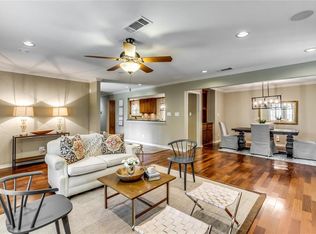 989 Easton Pl, Dallas, TX 75218