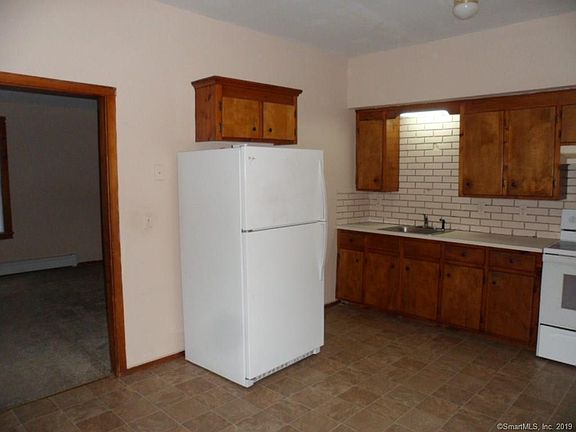 5th image of 22 Brendan St
