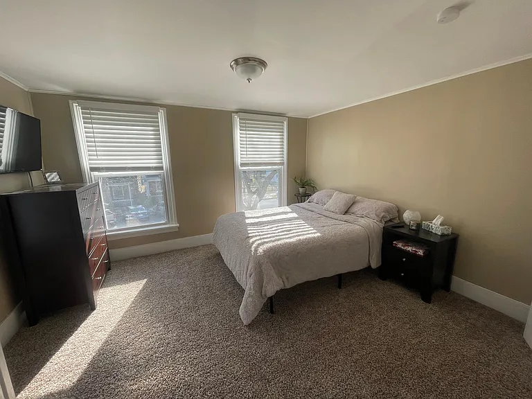 211 Herman Ave — Photo 20