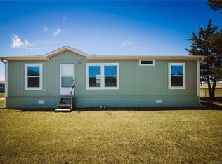 809 3rd St, Caddo, OK 74729