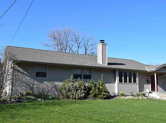 2nd image of 2730 E Whittaker Ave