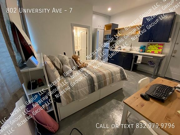 5th image of 802 University Ave #7