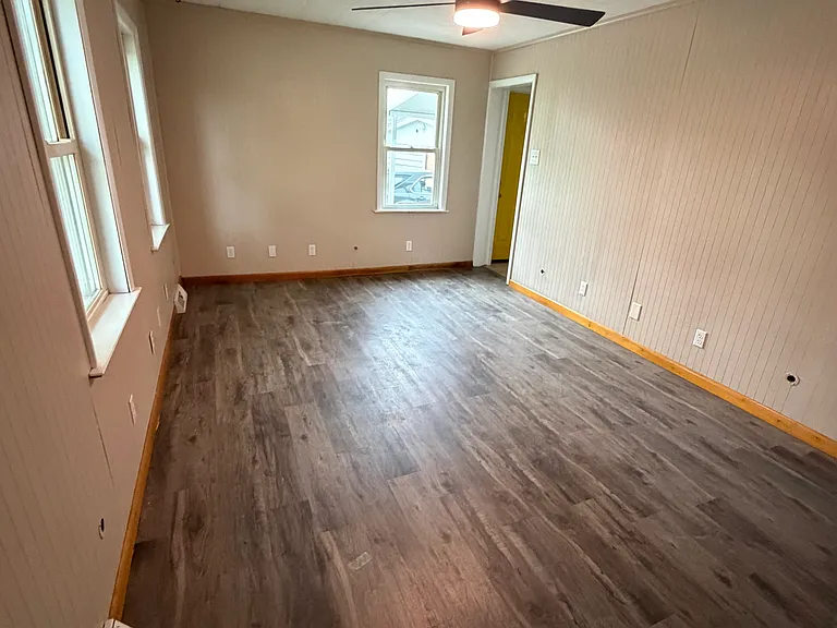 116 Victory Dr — Photo 9