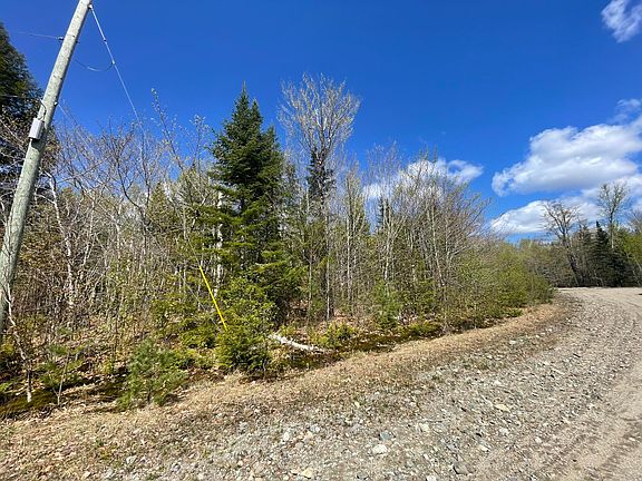 4th image of 18-17 Dollard Farm Way