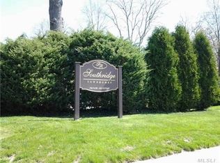 37 Schwab Rd, Melville, NY 11747