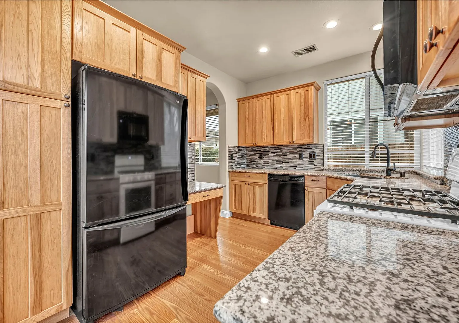 Gated Heron's Landing Gem Modern Updates, Private Yard & 2-Car Garage! — Photo 3