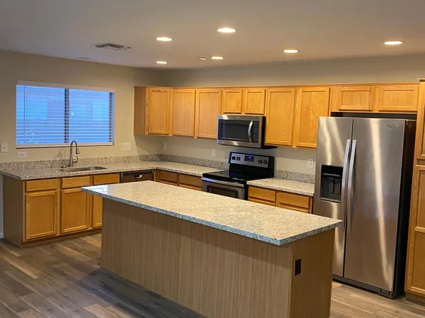 8744 W Lone Cactus Dr, Peoria, AZ 85382