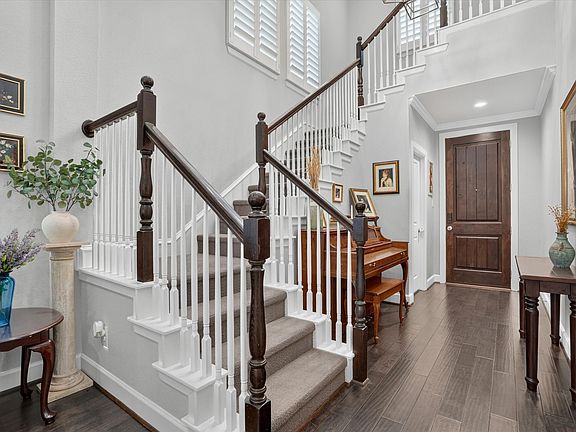 3rd image of 6028 Morningside Dr