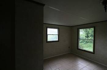 4th image of 36109 Michigan Dr