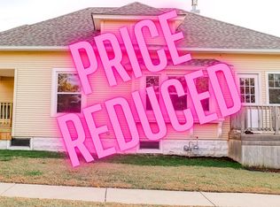 203 S Hamilton St, Pratt, KS 67124