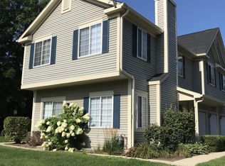 298 Windsor Ct UNIT A, South Elgin, IL 60177