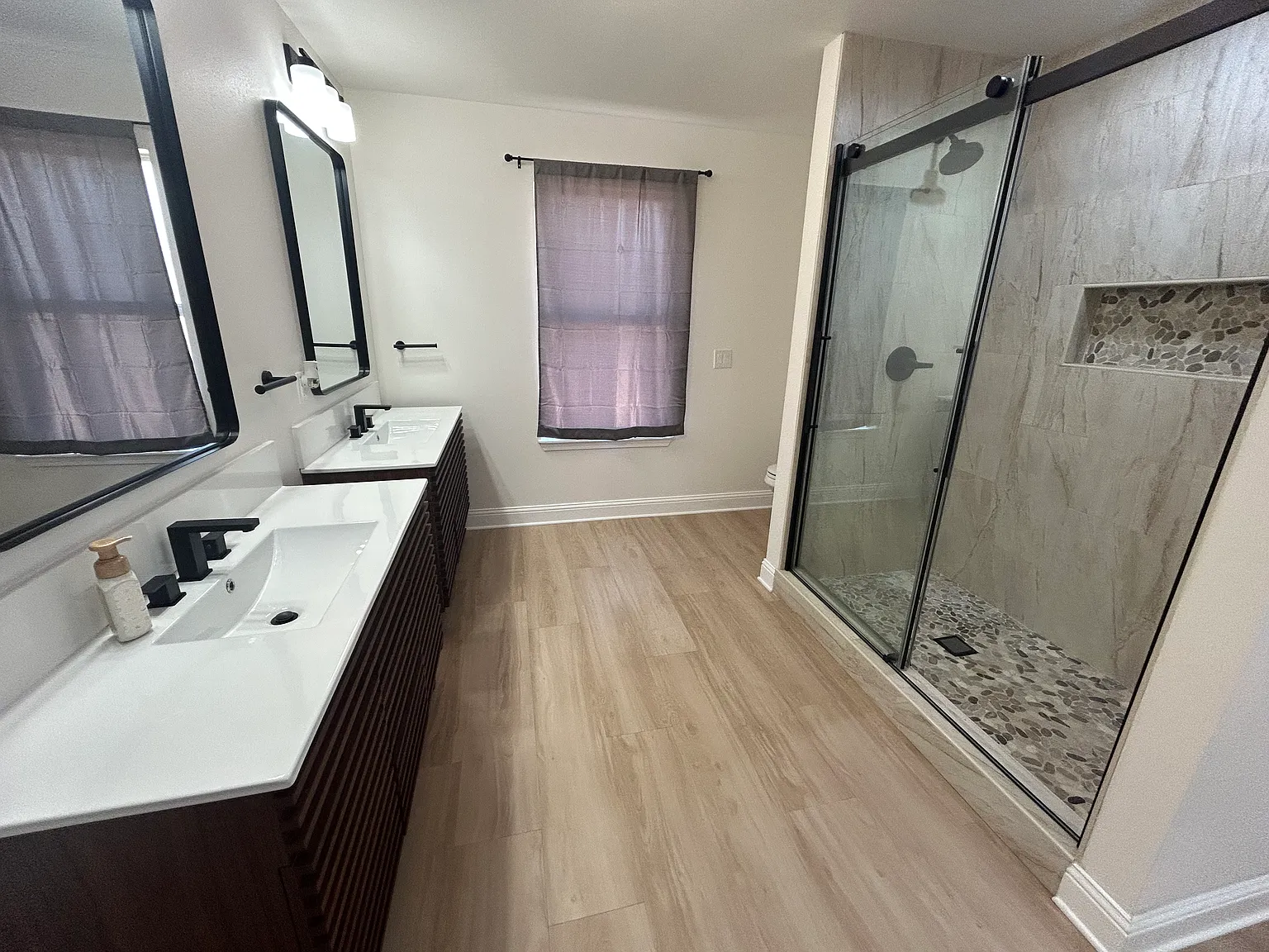 3 bed, 1665 sqft, $2,495 — Photo 4