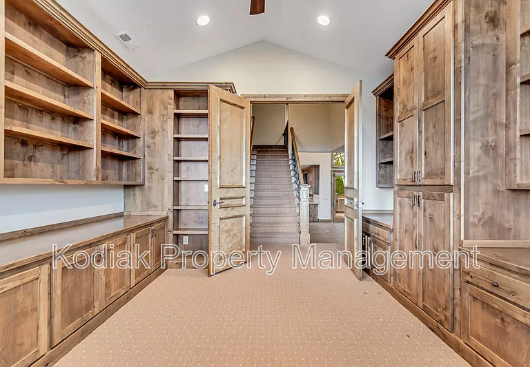 3608 E Crest Mount Cir — Photo 8