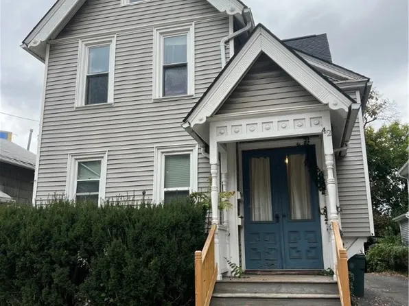 42 Hamilton St, Rochester, NY 14620
