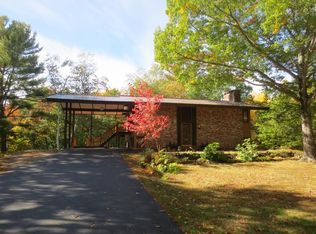 365 Dow Rd, Orrington, ME 04474