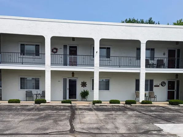 9150 Greenway Ct APT M209, Saginaw, MI 48609