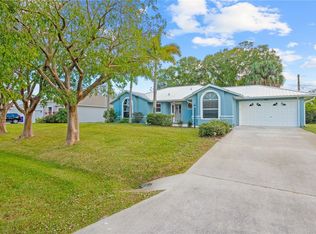 441 Avocado Ave, Sebastian, FL 32958