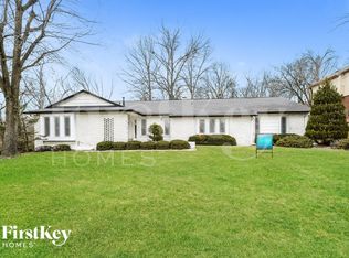 612 Morewood Ct, Ballwin, MO