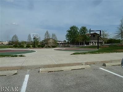 4th image of 2816 Degarmo Dr