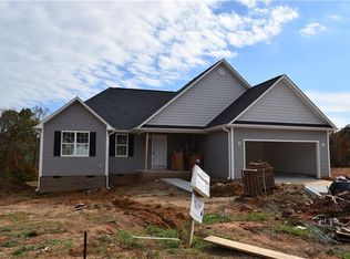 6239 Brentwood Park Ct, Rural Hall, NC 27045