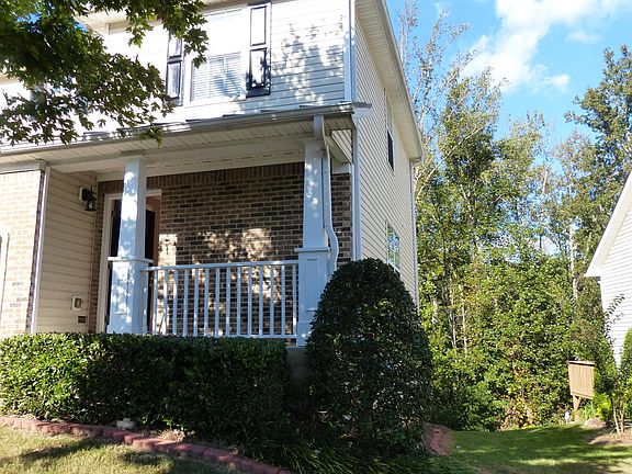 5th image of 441 Red Coat Ln