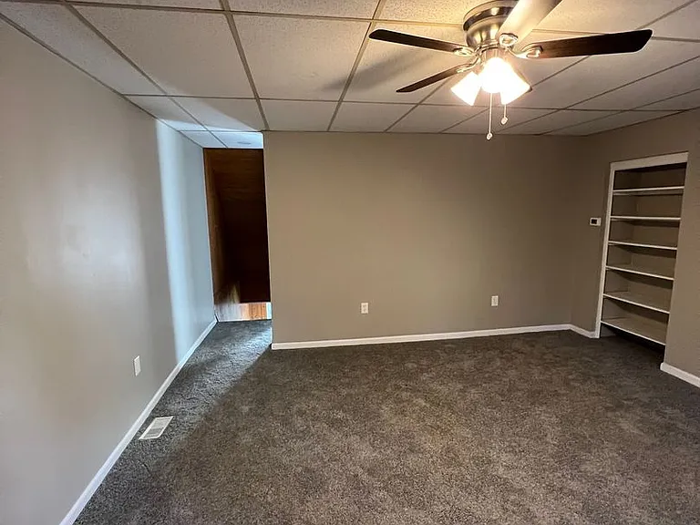 1328 Diana St — Photo 16