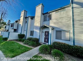 445 E Almond Dr #120, Lodi, CA 95240