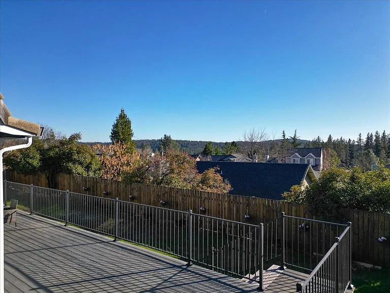 147 Arcadia Dr — Photo 23
