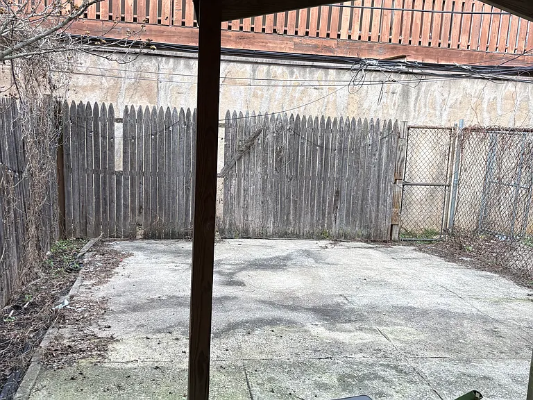 1625 Wallace St #1B — Photo 7