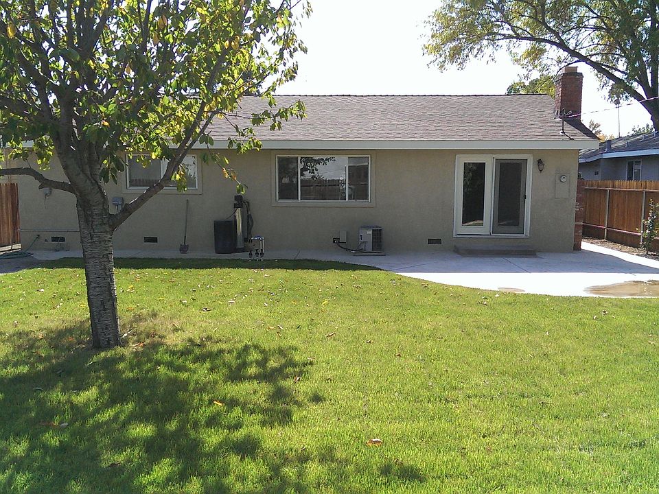 2nd image of 309 Rosa Ave