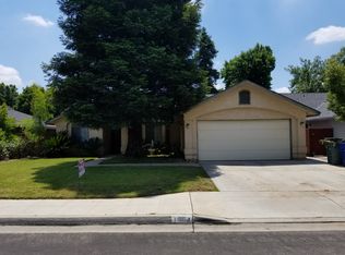 1454 Fallbrook Ave, Clovis, CA 93611