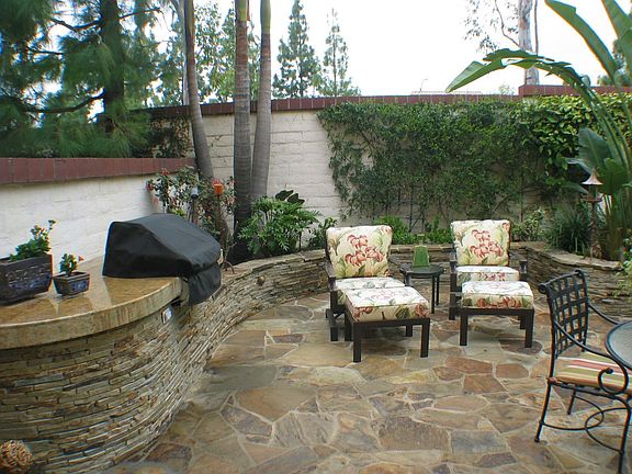 BBQ & Patio