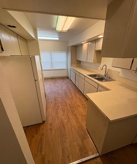 3724 E G St — Photo 5