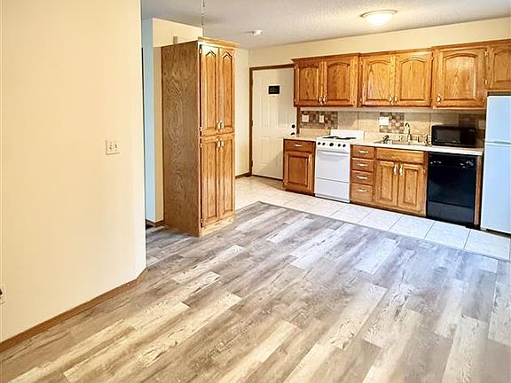 2318 E 8th St Joplin Mo. Unit A