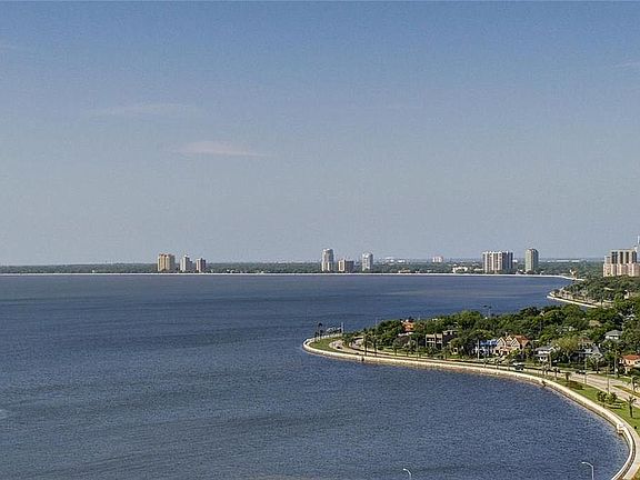 3rd image of 345 Bayshore Blvd #Penthouse P11