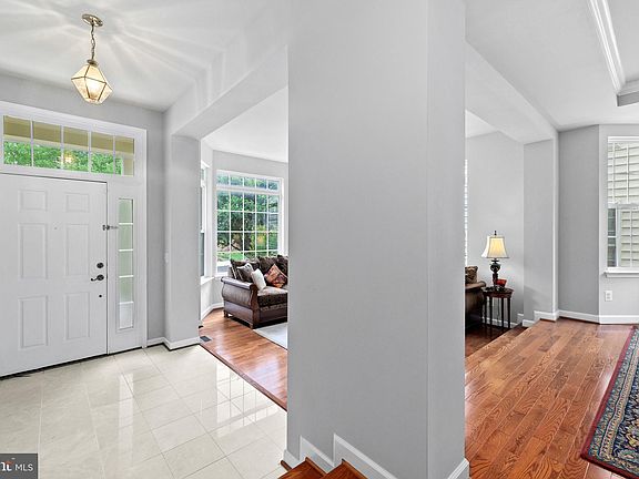 5th image of 7591 Lindberg Dr