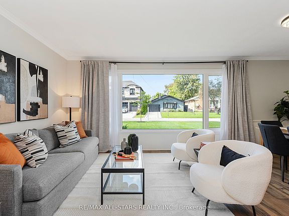 2nd image of 11 Penzance Dr