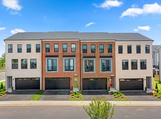 21745 Charing Cross Ter, Ashburn, VA 20148