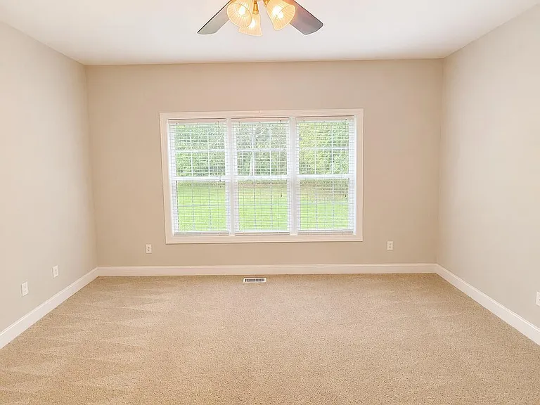 546 Keagan Way — Photo 28