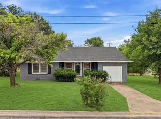 1804 E Wells Ave, Sherman, TX 75090