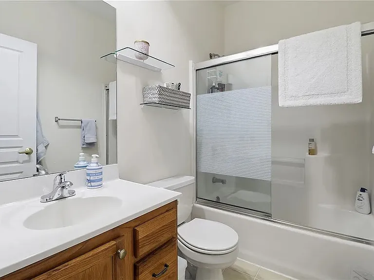 9 Sanctuary Dr — Photo 11