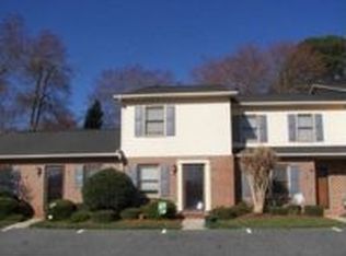 733 21st Ave NE, Hickory, NC 28601