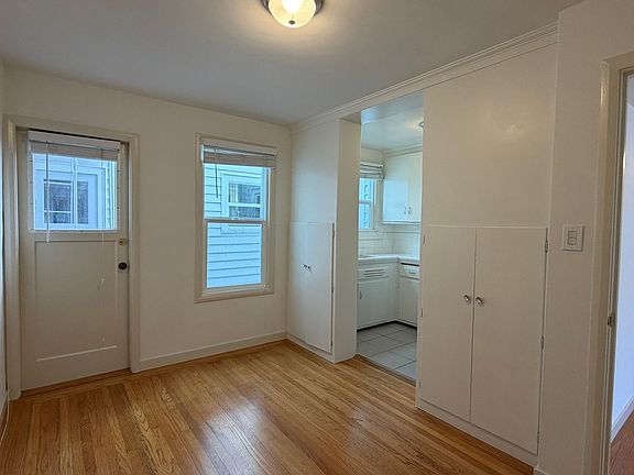 3rd image of 425 Euclid Ave #1077R