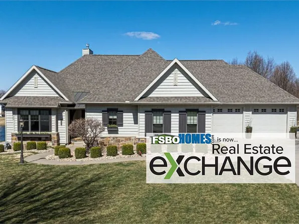 6425 Blackberry Ln, Bettendorf, IA 52722