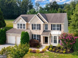 735 Clydesdale Dr, York, PA 17402