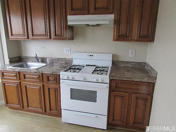 2nd image of 4407 Kirkham St