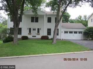 9924 Alabama Rd, Bloomington, MN 55438