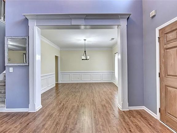 3rd image of 261 Long Needle Dr