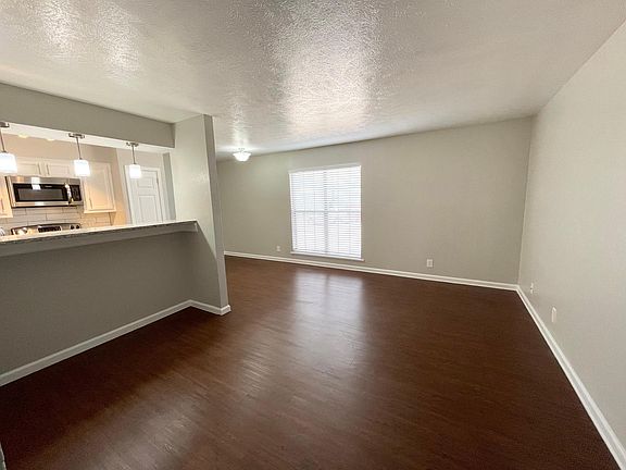 4th image of 1226 Avenue A McCormick St #1230D